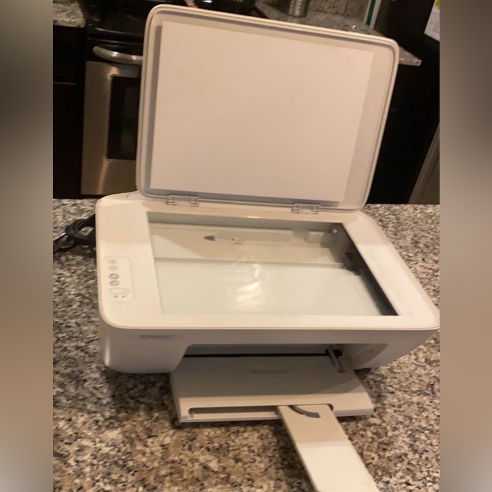 HP DeskJet 2132 Printer, Scanner and Copier